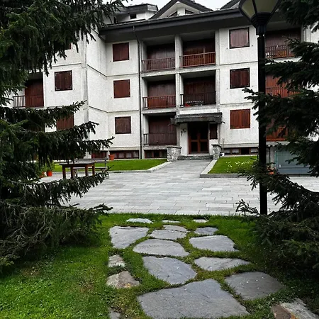 Cervino House شقة